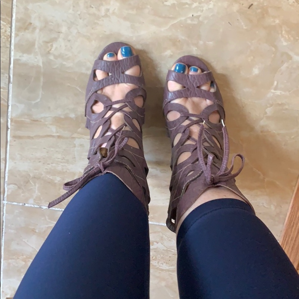 Beautiful Mauve tie up back zipper heeled bootie.